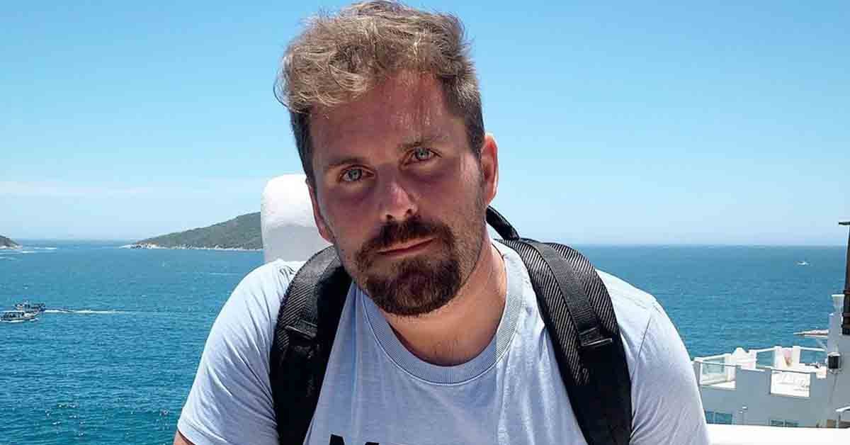 Thiago Gagliasso vai em ato pró-Bolsonaro e teme ser confundido com irmão Thiago Gagliasso vai em ato pró-Bolsonaro e teme ser confundido com irmão