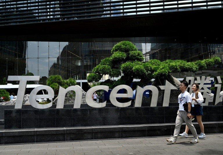Tencent deverá abrir mão dos direitos musicais exclusivos na China devido às leis antitruste Tencent deverá abrir mão dos direitos musicais exclusivos na China devido às leis antitruste