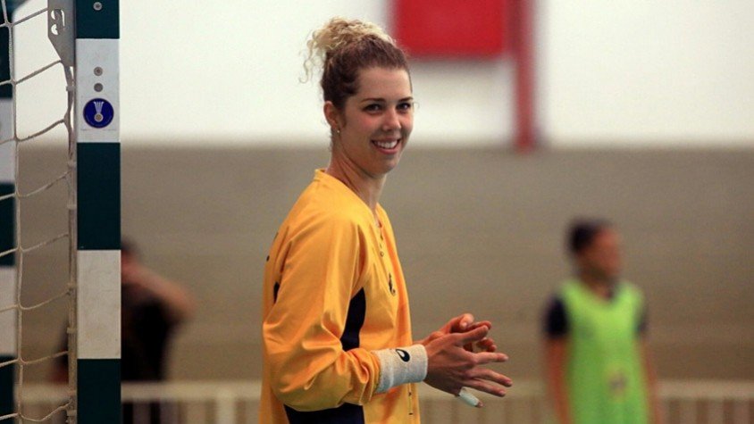 Handebol: Goleira Babi Arenhart brilha, e Brasil vence a Hungria na Olimpíada Handebol: Goleira Babi Arenhart brilha, e Brasil vence a Hungria na Olimpíada