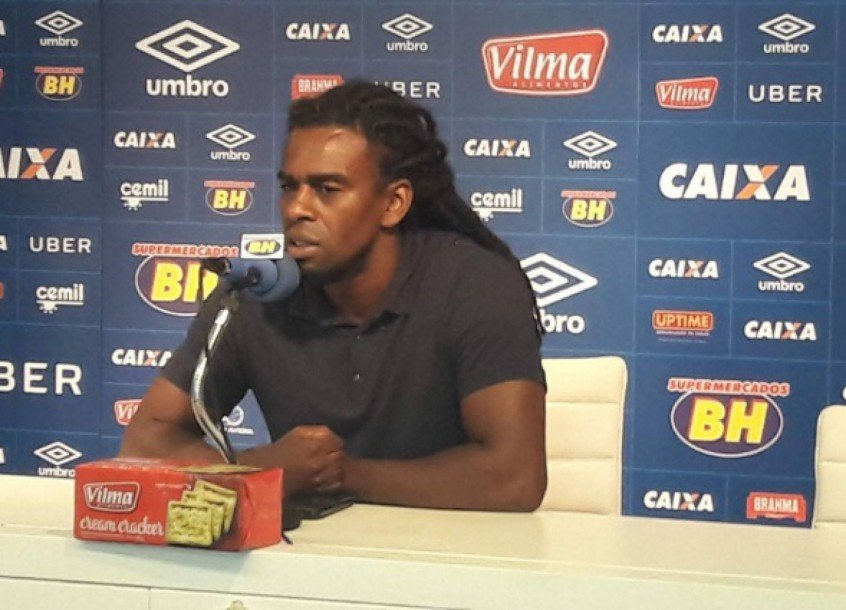 Santos contrata Davis Silva, filho do ex-jogador Tinga - Vimarsana News