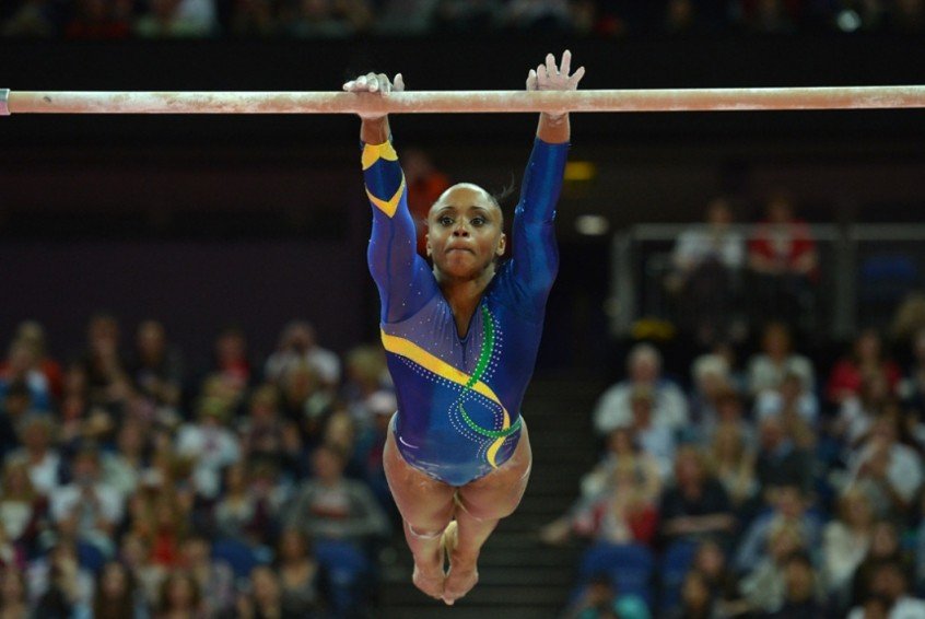 Daiane dos Santos revela racismo sofrido na Seleção Brasileira: ‘Não queriam usar o mesmo banheiro’ Daiane dos Santos revela racismo sofrido na Seleção Brasileira: ‘Não queriam usar o mesmo banheiro’