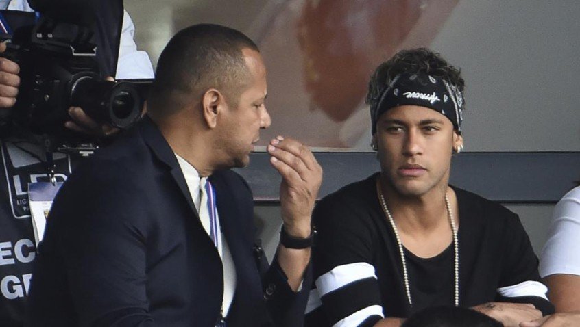 Justiça determina que Prefeitura de Santos não poderá cobrar imposto de empresa de pais de Neymar Jr Justiça determina que Prefeitura de Santos não poderá cobrar imposto de empresa de pais de Neymar Jr