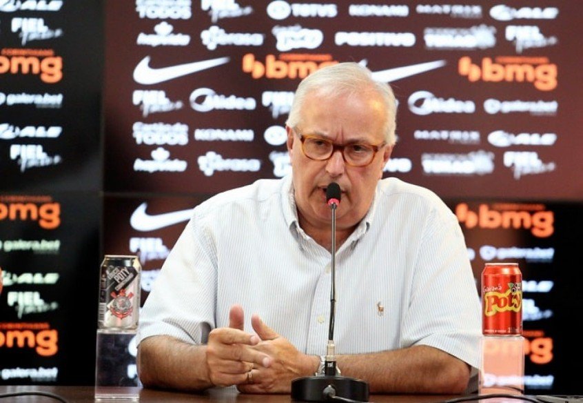 Diretor do Corinthians admite interesse em Roger Guedes, mas nega acordo: ‘Rescisão está difícil’ Diretor do Corinthians admite interesse em Roger Guedes, mas nega acordo: ‘Rescisão está difícil’