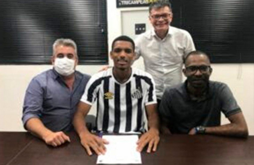 Zagueiro que estava em observação assina contrato com o Santos - Vimarsana News