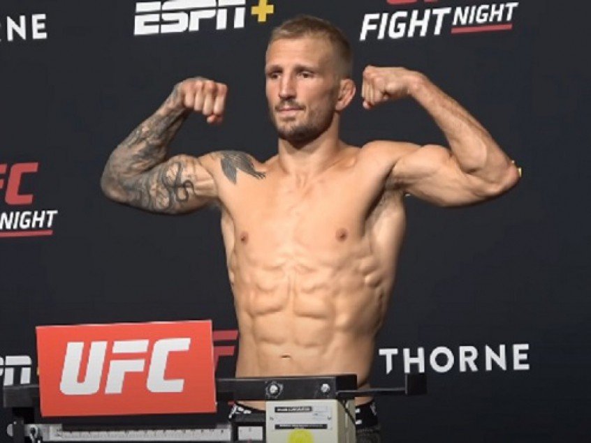 De volta, Dillashaw bate o peso e confirma luta contra Sandhagen no UFC Vegas 32 De volta, Dillashaw bate o peso e confirma luta contra Sandhagen no UFC Vegas 32