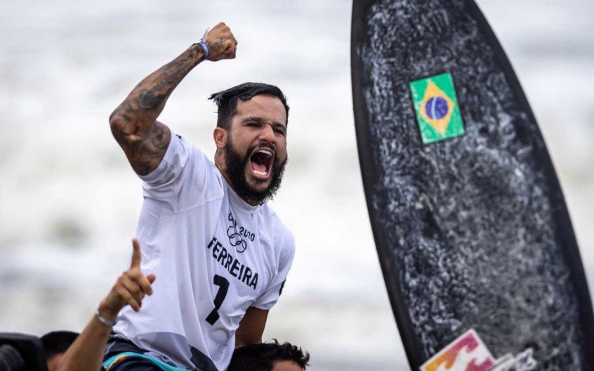 Ouro nas Olimpíadas, Ítalo Ferreira mostra confiança: ‘Grandes chances de ser campeão do mundo de novo’ Ouro nas Olimpíadas, Ítalo Ferreira mostra confiança: ‘Grandes chances de ser campeão do mundo de novo’