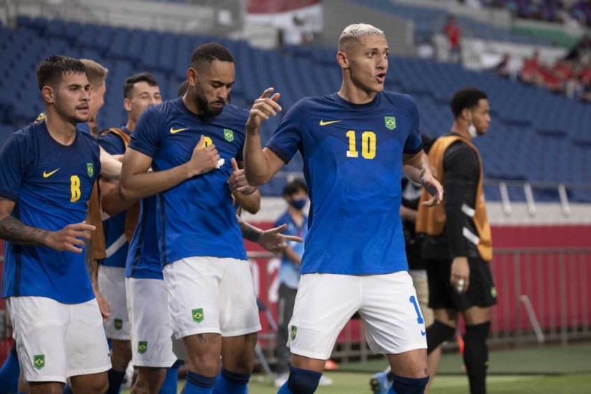 Matheus Cunha e Richarlison celebram vitória do Brasil, mas miram evolução: ‘Podemos melhorar’ Matheus Cunha e Richarlison celebram vitória do Brasil, mas miram evolução: ‘Podemos melhorar’