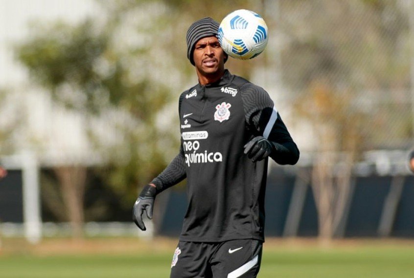 De olho no Flamengo, Corinthians faz treino tático e de bolas paradas De olho no Flamengo, Corinthians faz treino tático e de bolas paradas
