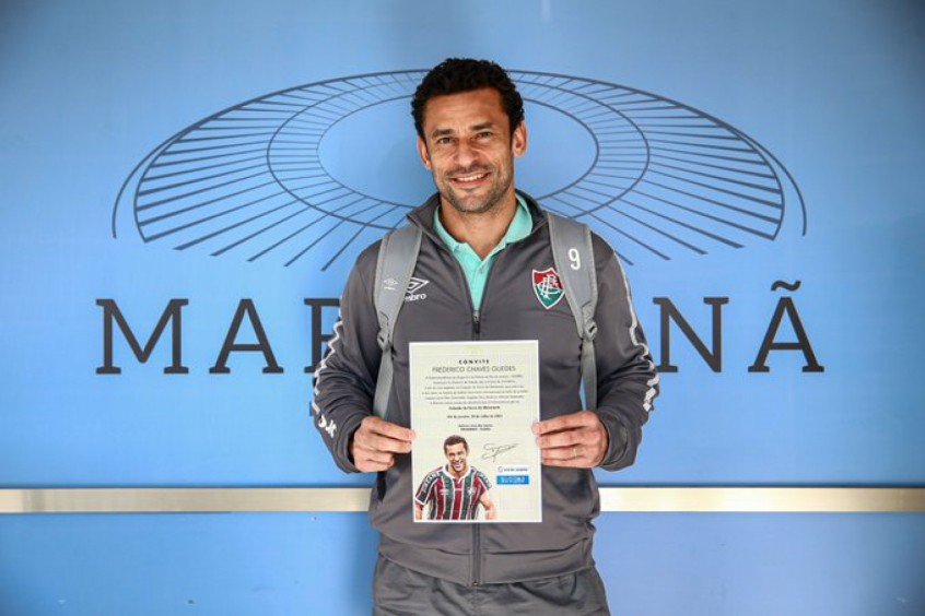 Ídolo do Fluminense, Fred é convidado para colocar os pés na Calçada da Fama do Maracanã Ídolo do Fluminense, Fred é convidado para colocar os pés na Calçada da Fama do Maracanã