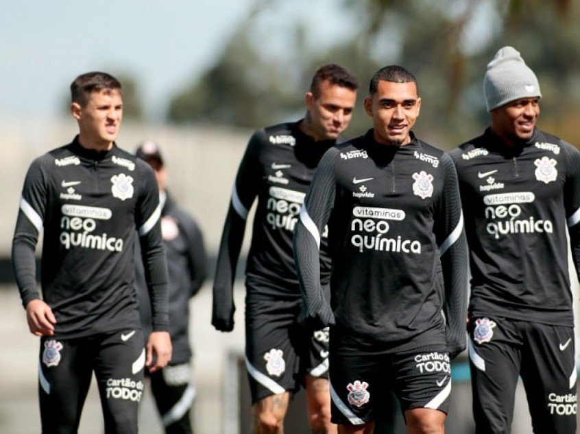 Corinthians divulga relacionados para enfrentar o Flamengo; confira provável escalação Corinthians divulga relacionados para enfrentar o Flamengo; confira provável escalação