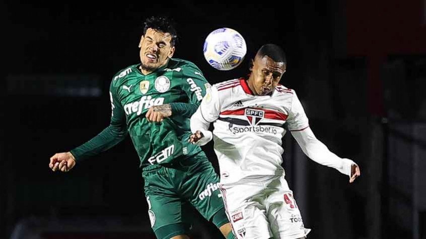 São Paulo e Palmeiras empatam sem gols em partida marcada por polêmicas de arbitragem São Paulo e Palmeiras empatam sem gols em partida marcada por polêmicas de arbitragem