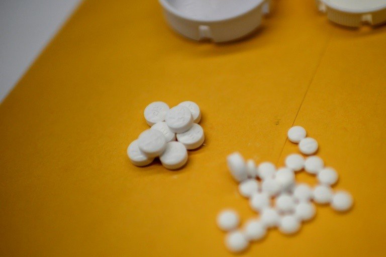 NY fecha acordo com três distribuidoras de opioides por US $ 1,18 bilhão NY fecha acordo com três distribuidoras de opioides por US $ 1,18 bilhão