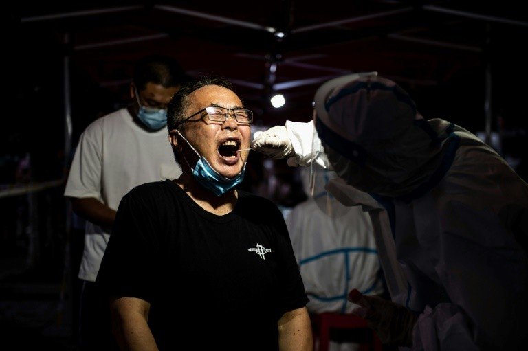 Testes em massa na China expõem nível mais alto de infecções por covid desde janeiro Testes em massa na China expõem nível mais alto de infecções por covid desde janeiro