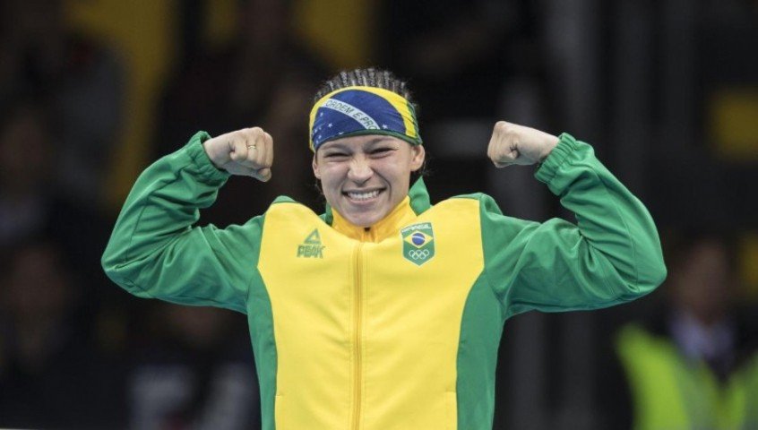 Bia Ferreira vence finlandesa e vai à final do boxe nos Jogos Olímpicos Bia Ferreira vence finlandesa e vai à final do boxe nos Jogos Olímpicos