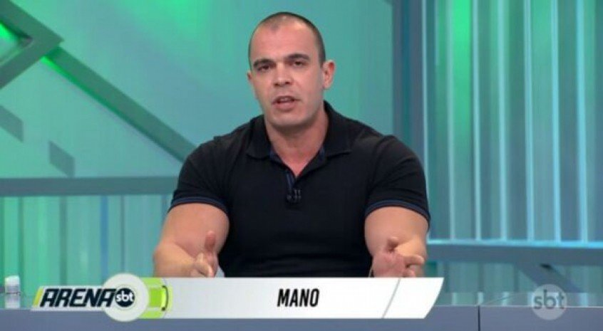 ‘VAR auxilia bastante, temos que criticar essa cambada de incompetentes que estão com apito na boca’, diz Mano no SBT ‘VAR auxilia bastante, temos que criticar essa cambada de incompetentes que estão com apito na boca’, diz Mano no SBT