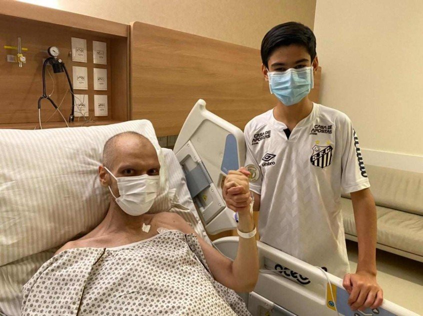 Filho de Bruno Covas rebate fala de Bolsonaro sobre ida à final da Libertadores no Maracanã: ‘Covarde’ Filho de Bruno Covas rebate fala de Bolsonaro sobre ida à final da Libertadores no Maracanã: ‘Covarde’