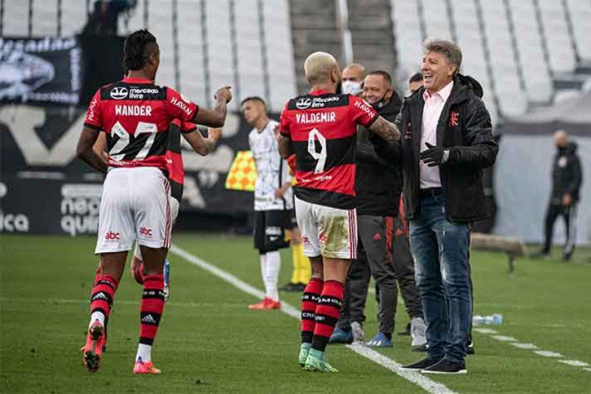 Internautas voltam a brincar com ‘União Flarinthians’ após vitória do Flamengo sobre o Corinthians Internautas voltam a brincar com ‘União Flarinthians’ após vitória do Flamengo sobre o Corinthians