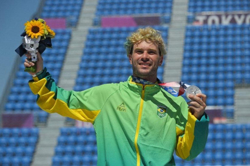 Medalhista de prata no skate park, Pedro Barros se emociona: ‘Lutando por isso a vida inteira’ Medalhista de prata no skate park, Pedro Barros se emociona: ‘Lutando por isso a vida inteira’