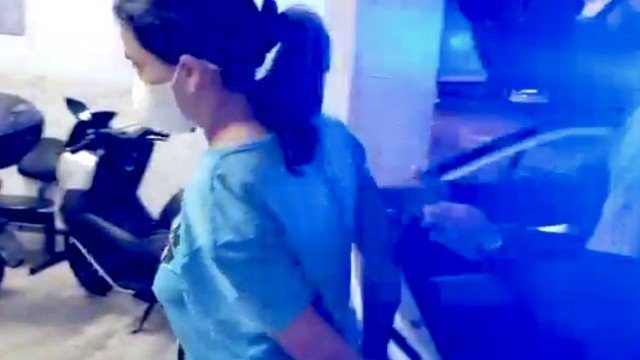 Polícia conclui que bebê achado sem membros foi asfixiado; mãe está presa Polícia conclui que bebê achado sem membros foi asfixiado; mãe está presa