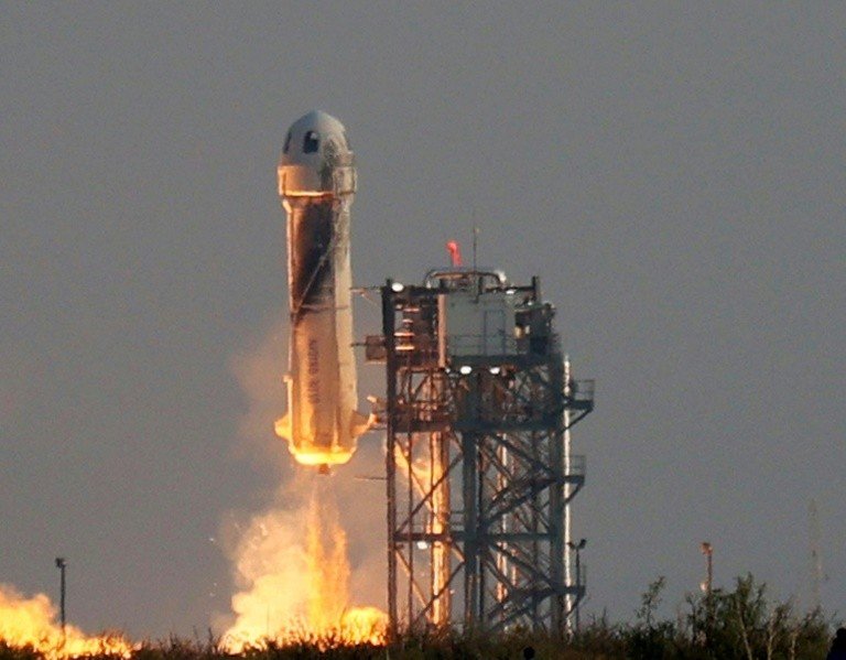 Blue Origin anuncia novo voo espacial com o Capitão Kirk a bordo, segundo o TMZ Blue Origin anuncia novo voo espacial com o Capitão Kirk a bordo, segundo o TMZ