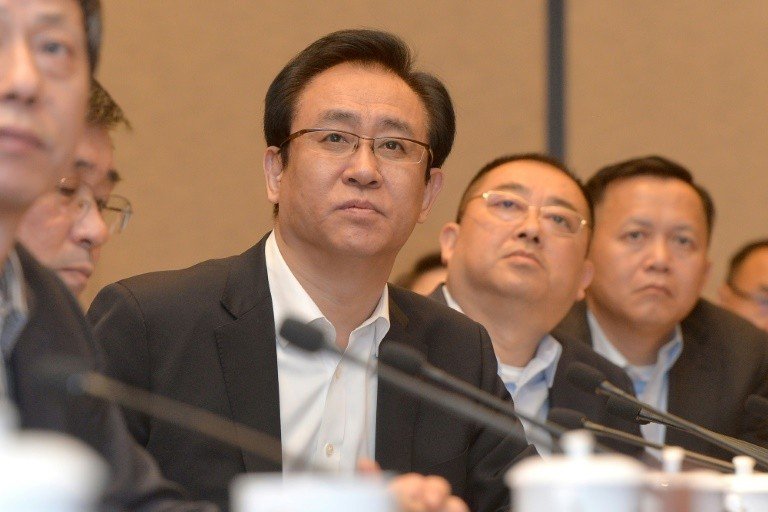 Fundador da Evergrande tenta tranquilizar funcionários Fundador da Evergrande tenta tranquilizar funcionários