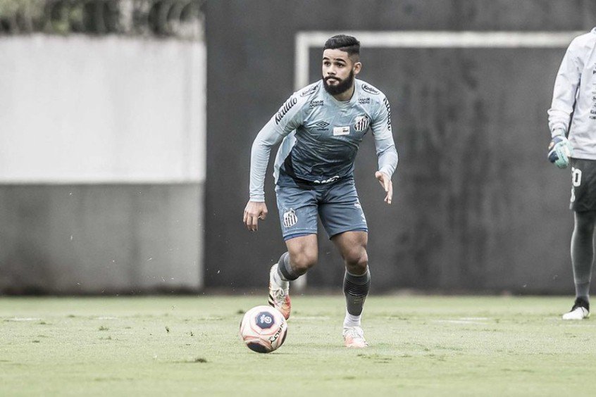 Felipe Jonatan revela indignação com a situação do Santos Felipe Jonatan revela indignação com a situação do Santos