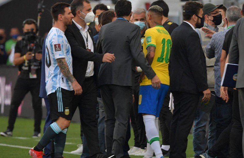 Nas mãos da Fifa: CBF envia defesa sobre jogo suspenso entre Brasil x Argentina Nas mãos da Fifa: CBF envia defesa sobre jogo suspenso entre Brasil x Argentina