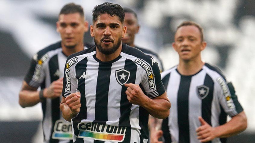 Daniel Borges diz que aceitou função mais defensiva no Botafogo ‘numa boa’: ‘Prefiro ganhar do que fazer gol’ Daniel Borges diz que aceitou função mais defensiva no Botafogo ‘numa boa’: ‘Prefiro ganhar do que fazer gol’