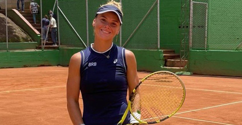 Laura Pigossi atinge a semi em Medellin, na Colômbia Laura Pigossi atinge a semi em Medellin, na Colômbia