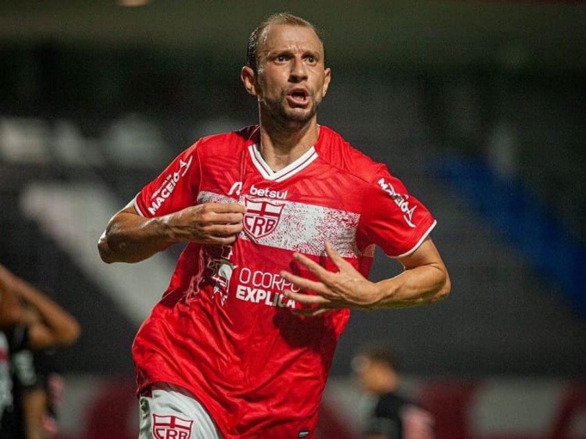 CRB precisa somar pontos para ficar no G-4 da Série B CRB precisa somar pontos para ficar no G-4 da Série B