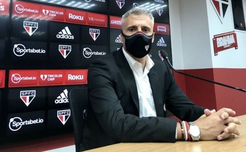 Crespo analisa vitória do São Paulo: ‘Mereceu ganhar’ Crespo analisa vitória do São Paulo: ‘Mereceu ganhar’