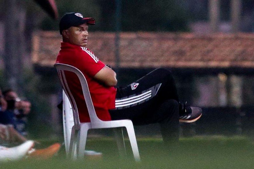 Alex analisa derrota do sub-20 do São Paulo: ‘Seguimos aprendendo’ Alex analisa derrota do sub-20 do São Paulo: ‘Seguimos aprendendo’