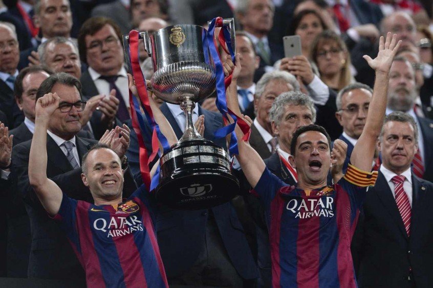 Iniesta acredita que Xavi está preparado para ser técnico do Barcelona Iniesta acredita que Xavi está preparado para ser técnico do Barcelona