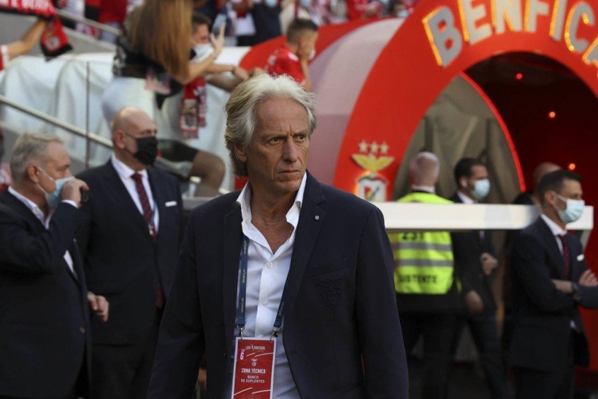 Jorge Jesus atinge marca histórica no Benfica ao vencer as seis primeiras rodadas do Campeonato Português Jorge Jesus atinge marca histórica no Benfica ao vencer as seis primeiras rodadas do Campeonato Português