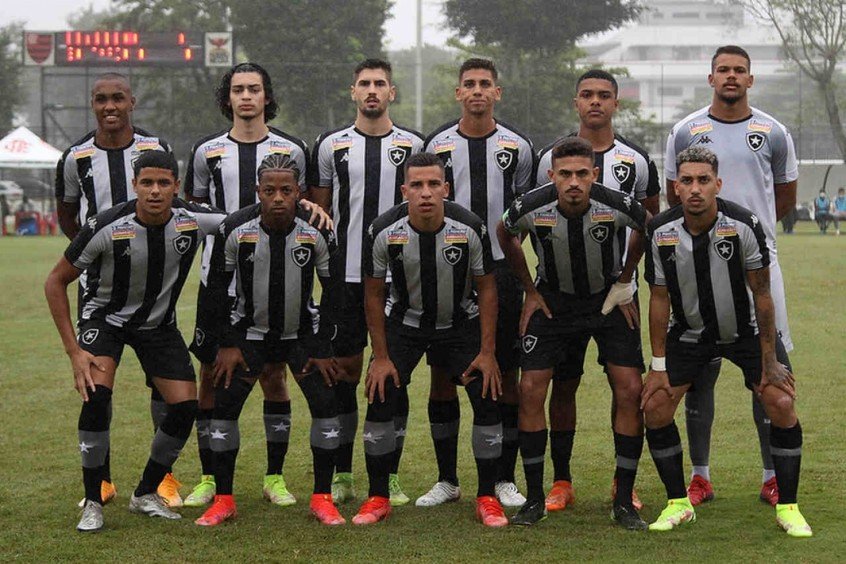 Botafogo foca reconstrução na base e em melhorias para o setor: ‘É mais rentável desenvolver do que comprar’ Botafogo foca reconstrução na base e em melhorias para o setor: ‘É mais rentável desenvolver do que comprar’