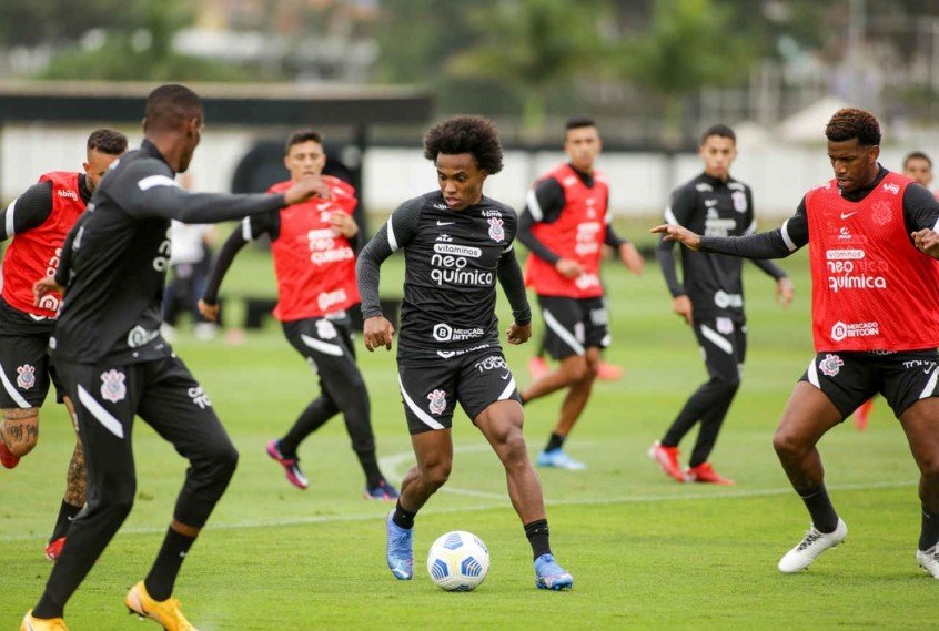 Corinthians inicia trabalhos táticos visando clássico contra o Palmeiras Corinthians inicia trabalhos táticos visando clássico contra o Palmeiras