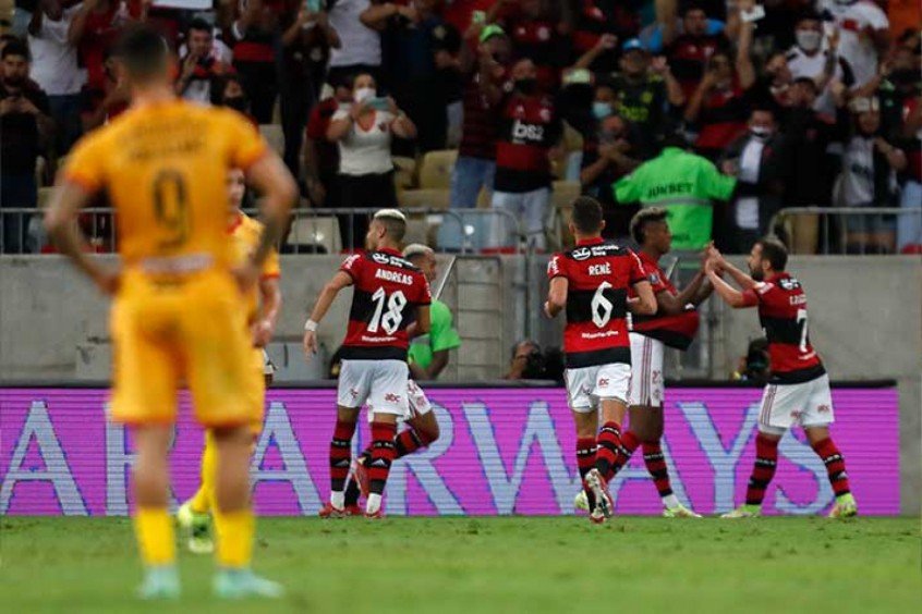Vitória do Flamengo na Libertadores atinge 15 pontos e bate recorde de audiência da TV paga Vitória do Flamengo na Libertadores atinge 15 pontos e bate recorde de audiência da TV paga
