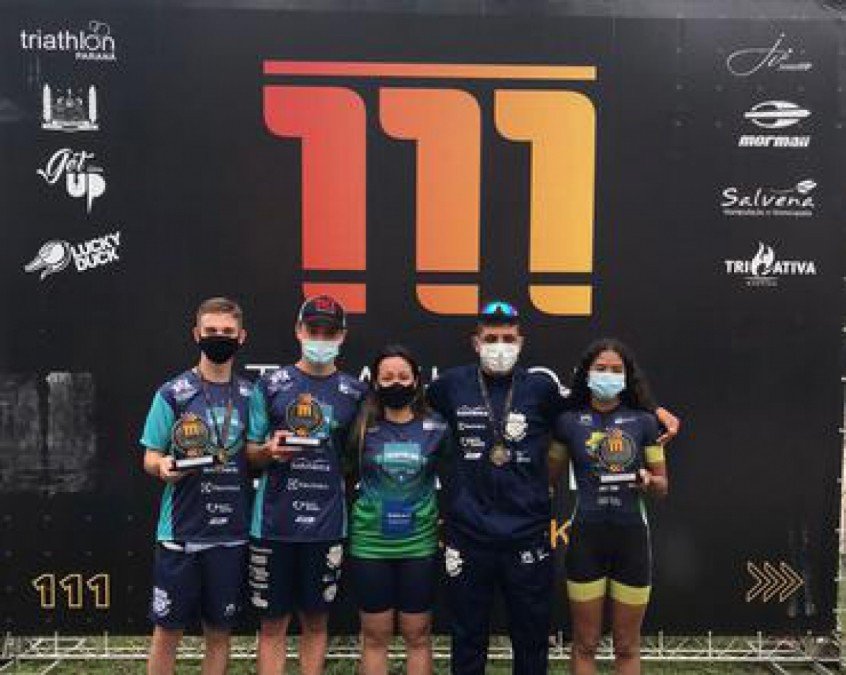 Alunos da Escolinha de Triathlon se destacam no Triathlon Brasil 111 Alunos da Escolinha de Triathlon se destacam no Triathlon Brasil 111
