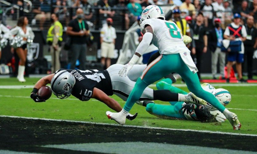 Raiders superam os Dolphins na prorrogação e seguem sem perder na temporada Raiders superam os Dolphins na prorrogação e seguem sem perder na temporada