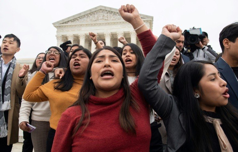 Governo Biden sinaliza com manutenção de programa para ‘Dreamers’ Governo Biden sinaliza com manutenção de programa para ‘Dreamers’