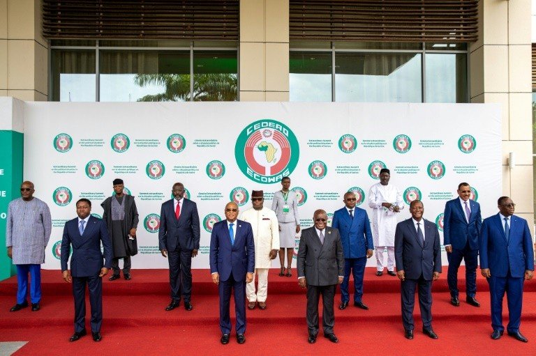 Países da África Ocidental pedem eleições em seis meses na Guiné Países da África Ocidental pedem eleições em seis meses na Guiné