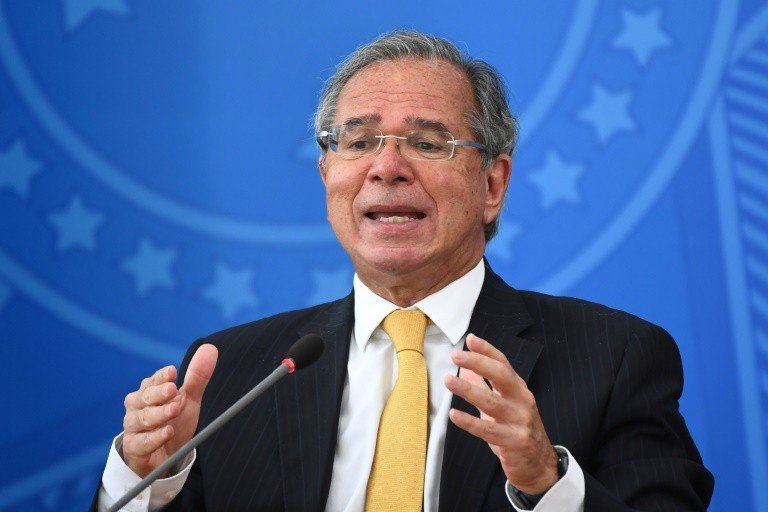 Órgão que reúne 37 sindicatos de servidores denuncia Guedes a Comissão de Ética Órgão que reúne 37 sindicatos de servidores denuncia Guedes a Comissão de Ética