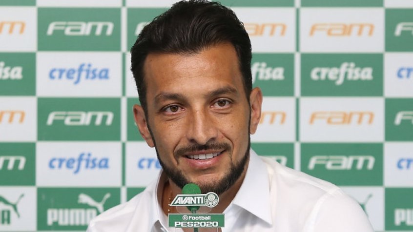 Assessor técnico do Palmeiras, Edu Dracena é cogitado pela diretoria do Cruzeiro Assessor técnico do Palmeiras, Edu Dracena é cogitado pela diretoria do Cruzeiro