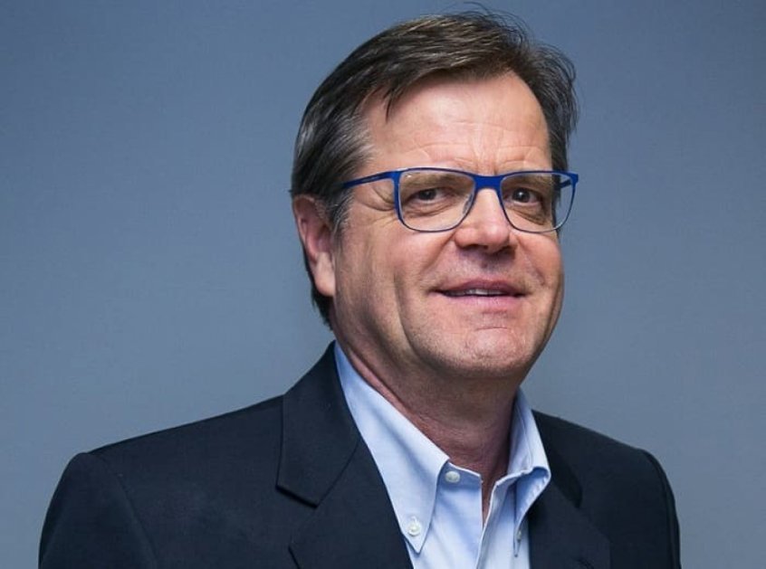 Marcos Herrmann deixa o cargo de vice-presidente de futebol do Grêmio Marcos Herrmann deixa o cargo de vice-presidente de futebol do Grêmio