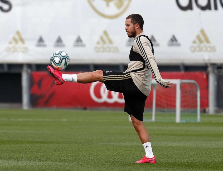 Após dois anos dramáticos, Hazard pode jogar o primeiro ‘El Clásico’ desde que chegou ao Real Madrid Após dois anos dramáticos, Hazard pode jogar o primeiro ‘El Clásico’ desde que chegou ao Real Madrid