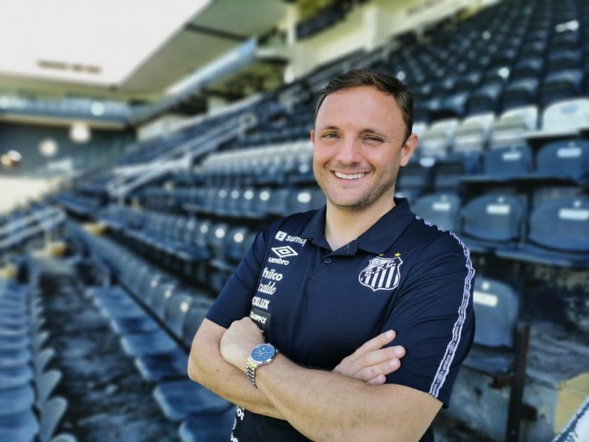 André Mazzuco deixa o cargo de executivo de futebol do Santos André Mazzuco deixa o cargo de executivo de futebol do Santos