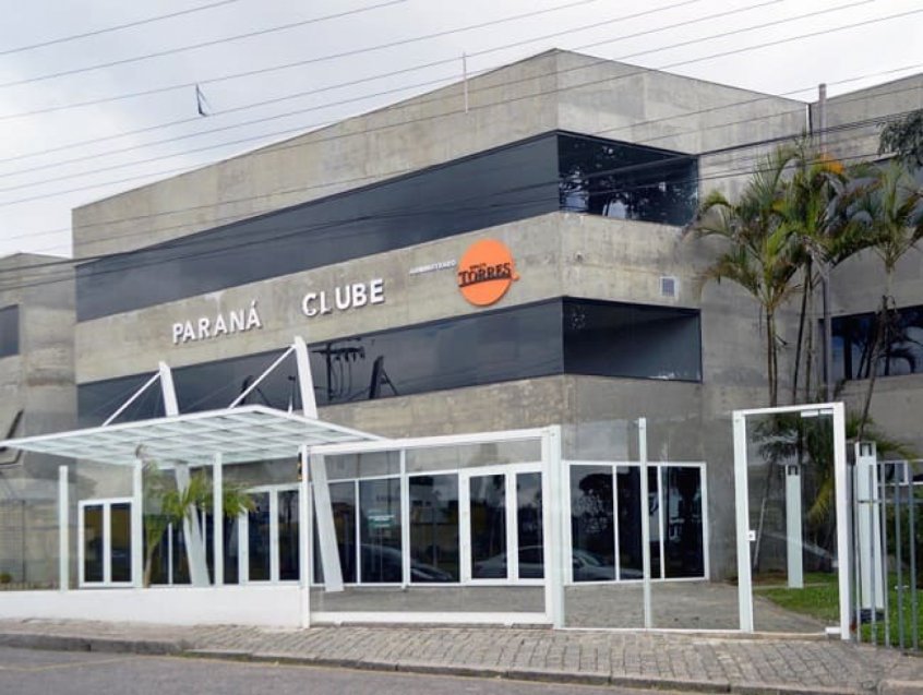 Paraná recebe conselho de dirigente de clube que também precisou se reerguer Paraná recebe conselho de dirigente de clube que também precisou se reerguer