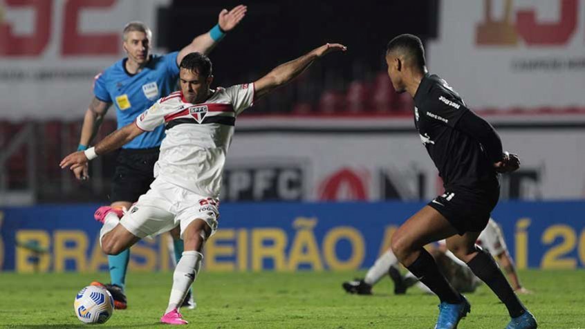 Diante do São Paulo, Bragantino quer aumentar invencibilidade contra os gigantes do estado Diante do São Paulo, Bragantino quer aumentar invencibilidade contra os gigantes do estado