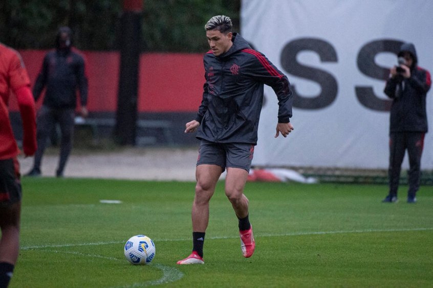 Flamengo encerra preparação para enfrentar o Fluminense; Pedro é dúvida Flamengo encerra preparação para enfrentar o Fluminense; Pedro é dúvida
