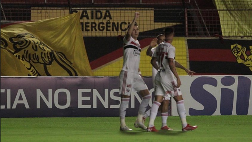 São Paulo completa dois meses sem vencer como visitante São Paulo completa dois meses sem vencer como visitante